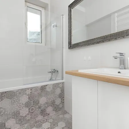 łagiewniki By Renters *